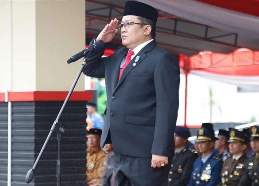 Bupati Ade Menjadi Inspektur Upacara Peringatan Hari Pahlawan ke 78 Tingkat Kabupaten Tasikmalaya.