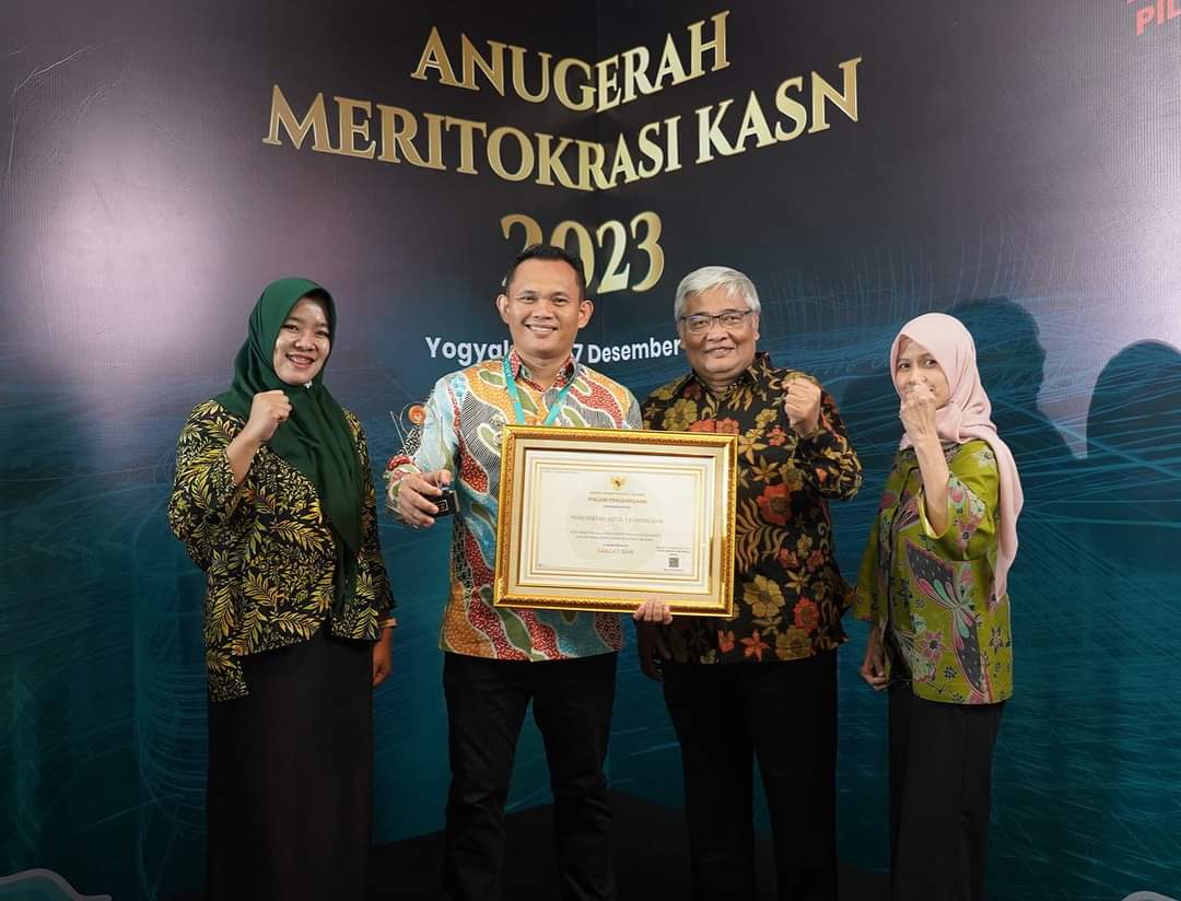 Pemerintah Kota Tasikmalaya Menerima Penghargaan Tertinggi Anugerah Meritokrasi KASN 2023.