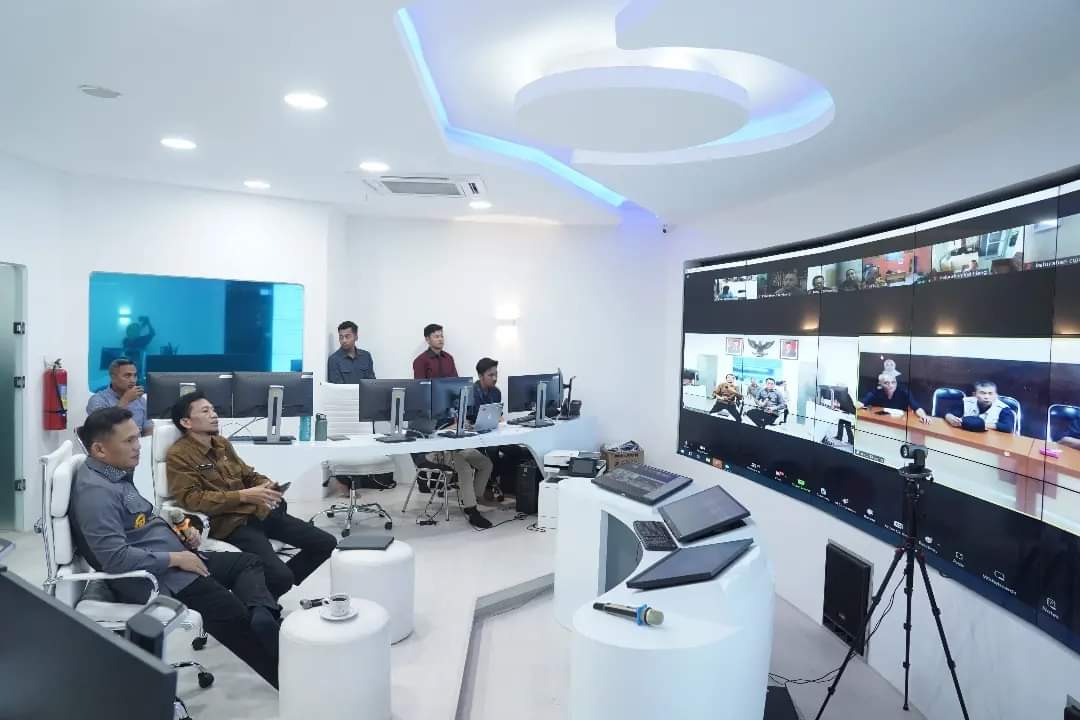 Pj Walikota Dr Cheka Monitoring Kesiapan Pemilu 2024 Secara Virtual/Daring.