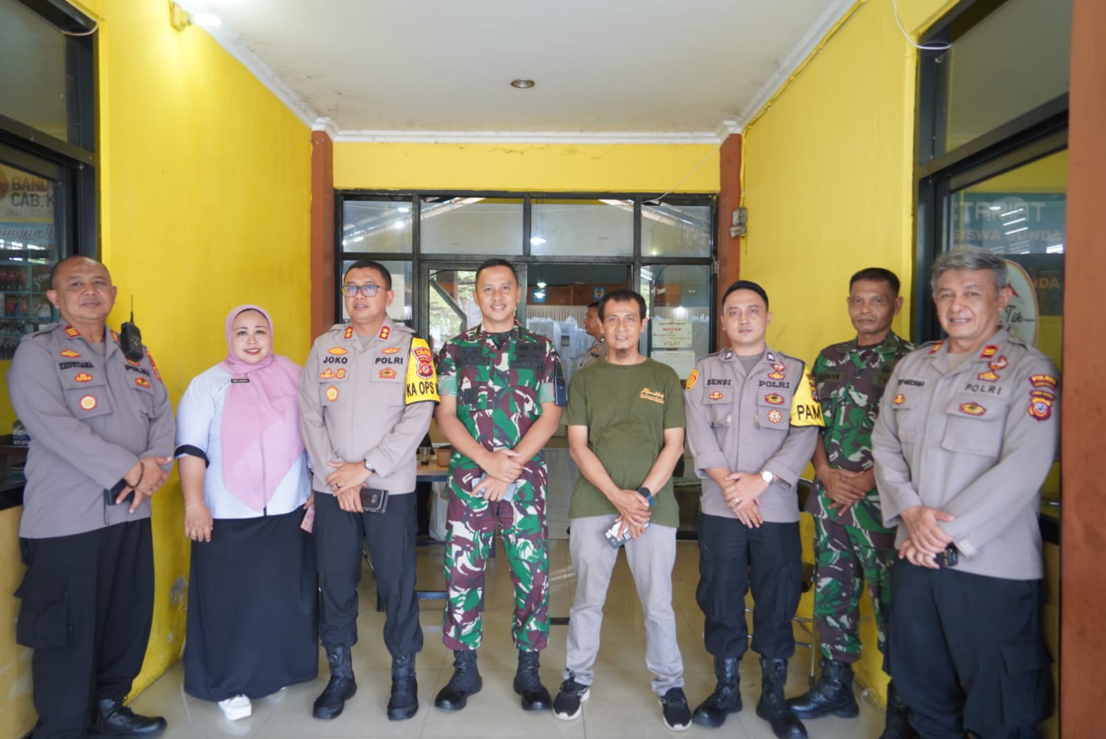 Kapolres Dampingi Dandim 0612 Tasikmalaya, Monitoring Pengecekan Kantor KPU dan PPK di Kota Tasikmalaya.