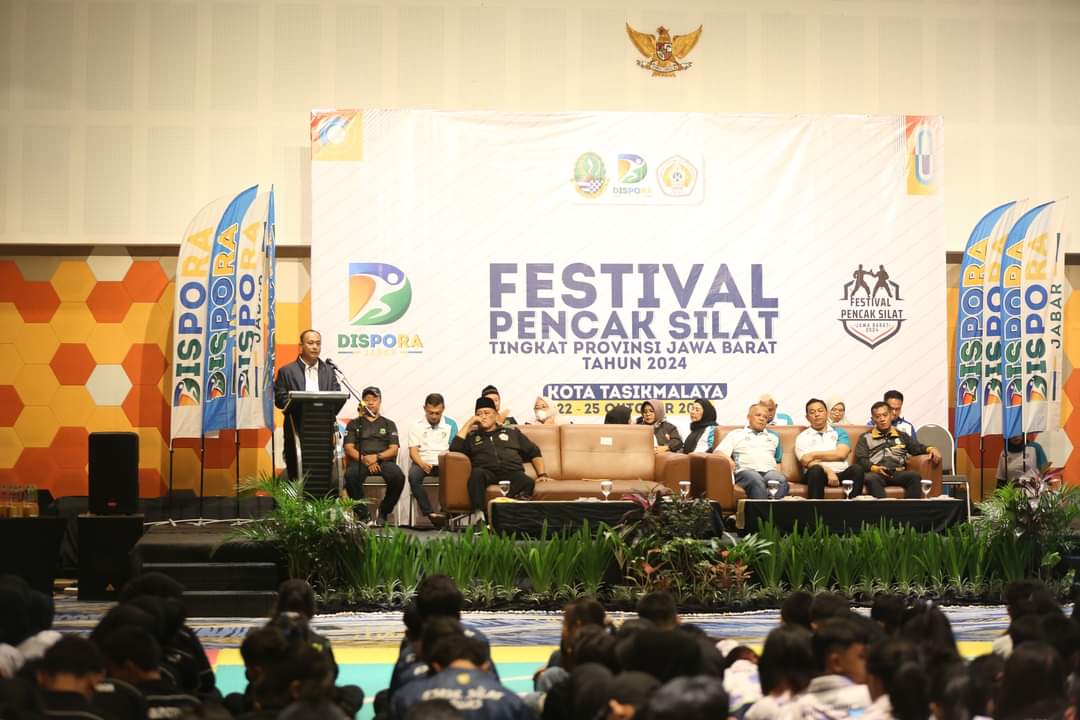 Pj Sekda Kota Tasikmalaya Hadiri Pembukaan Festival Pencak Silat Tingkat Jawa Barat Tahun 2024.