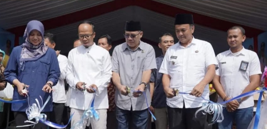 Launching Pasar Murah Rakyat di Kecamatan Cihideung Diresmikan Walikota Tasikmalaya Viman Alfarizi.