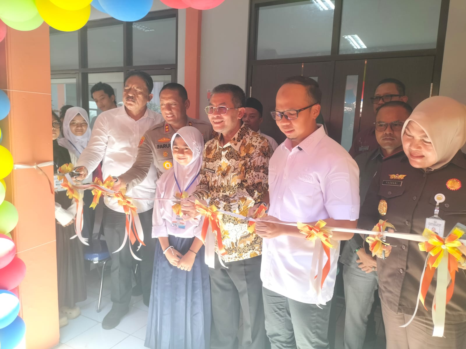 Wagub Jabar Erwan Didampingi Walikota Tasikmalaya Viman Meresmikan Sekolah Rakyat Terintegrasi Kota Tasikmalaya.