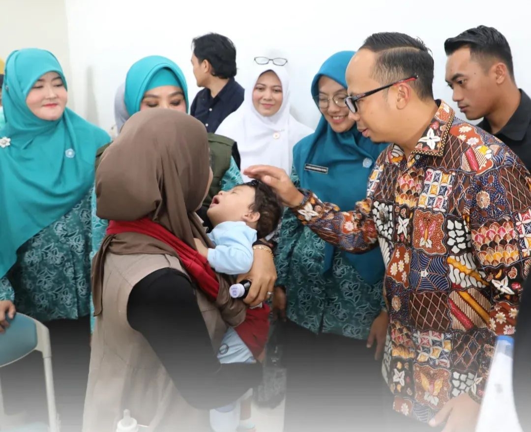 Walikota Tasikmalaya Viman Dampingi Ketua Umum TP-PKK Tri Suswati Dalam Rangka Gerakan Nasional Lindungi Anak.