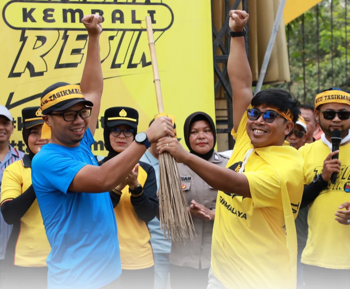 Wali Kota Tasikmalaya Viman Menghadiri Acara World Cleanup Day Tahun 2025.