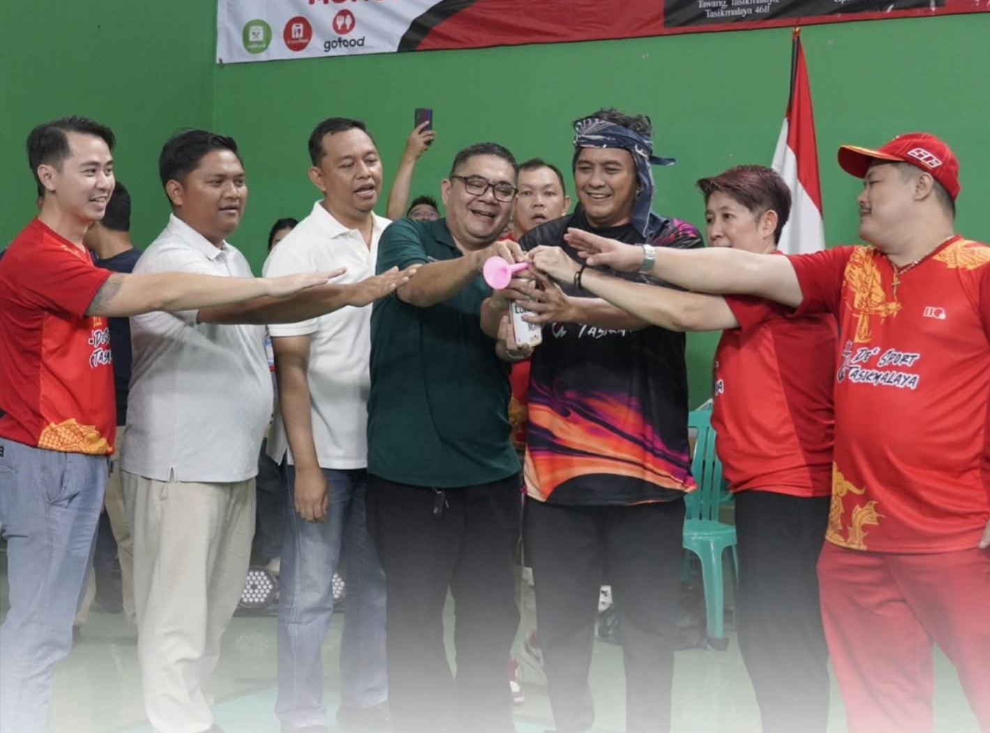 Wakil Walikota Diky Membuka Secara Resmi Opening Ceremony BBC-2 Blassing Badminton Championship.